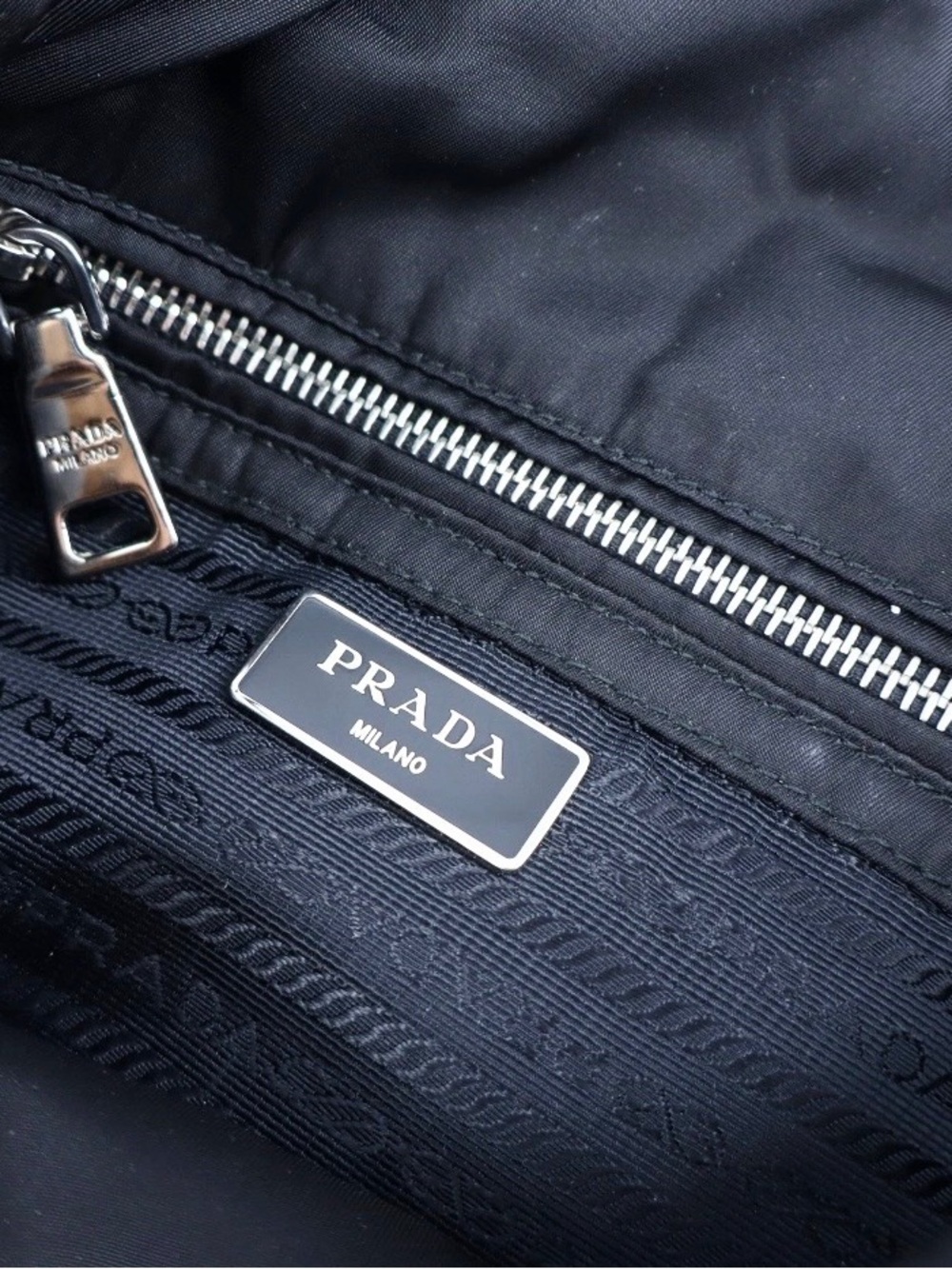 PRADA!⭐️Black Quilted Tessuto/leather Bomber Bag! Crossbody Bag with Silver! - Picture 15 of 16